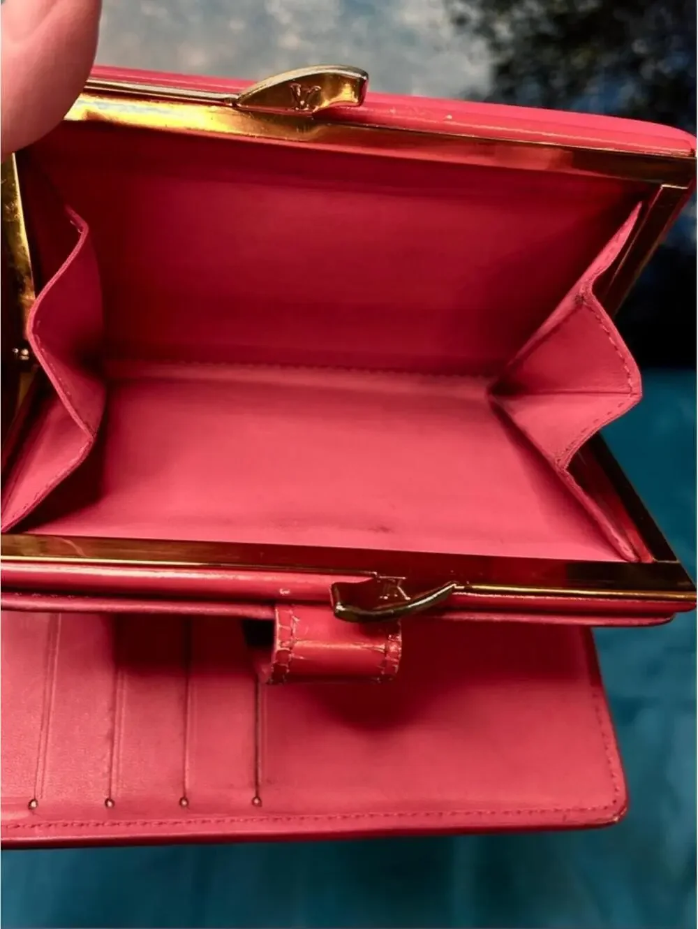 Louis Vuitton Bifold Vernis Pink French Wallet with KISS Lock Clasp VGC